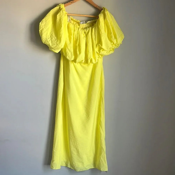NEW ASOS DESIGN off the shoulder puff detail midi dress in lemon-Yellow - Picture 2 of 13